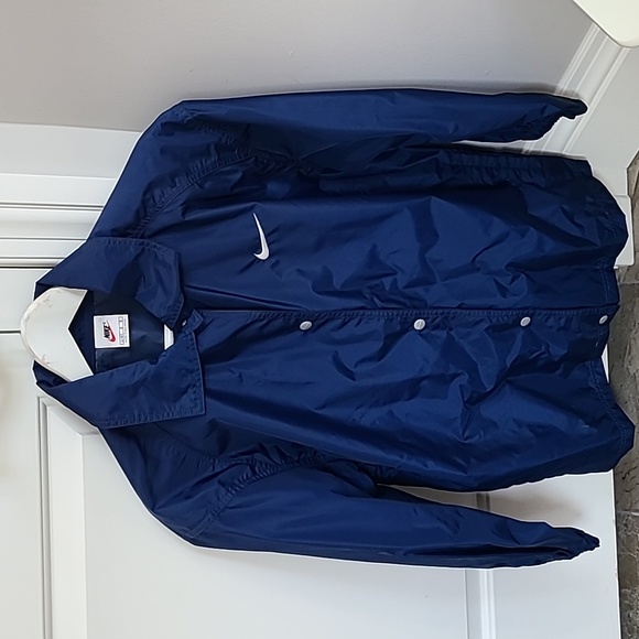 Youth Nike nylon jacket size L (14) - Picture 2 of 9